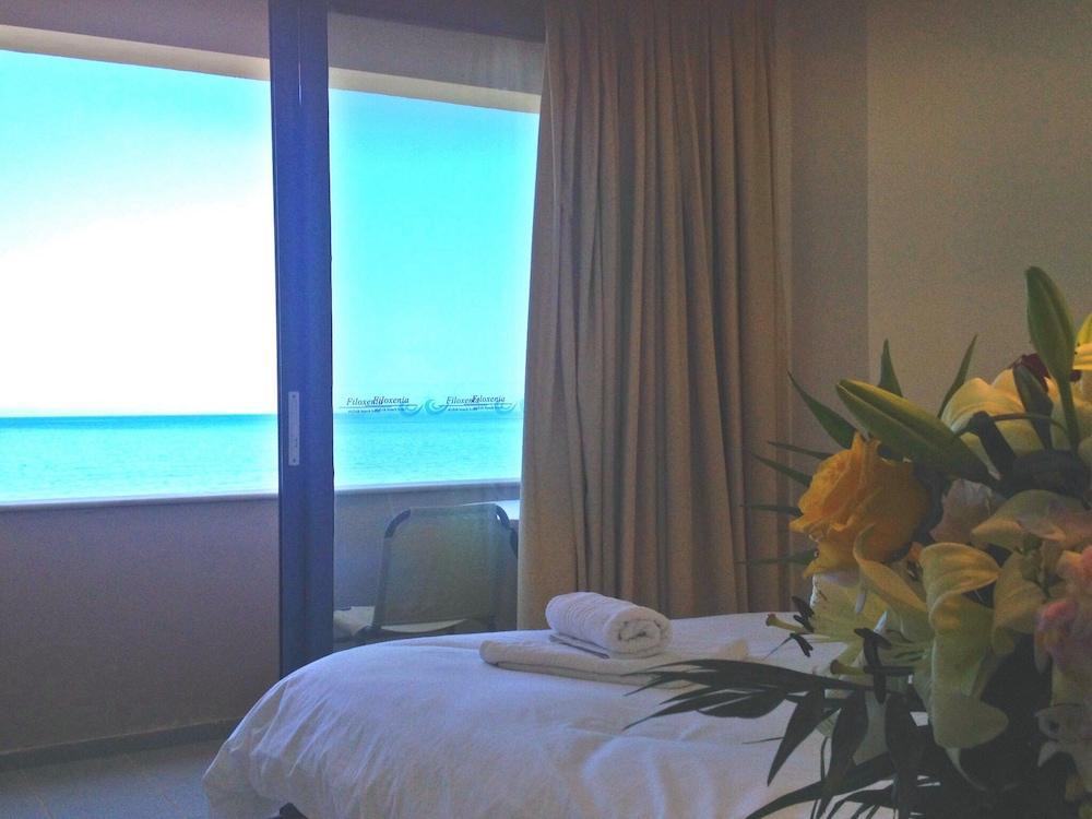 Filoxenia Beach Hotel Resmo Dış mekan fotoğraf
