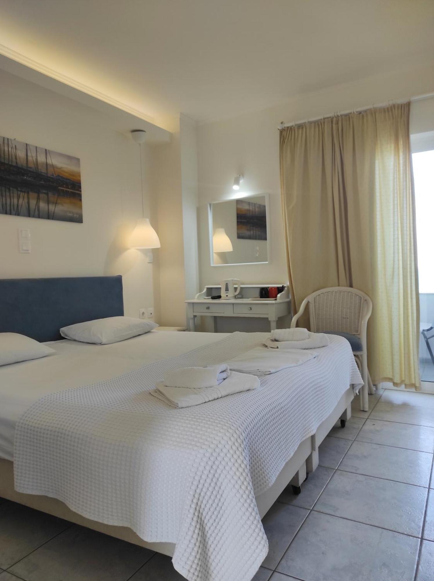 Filoxenia Beach Hotel Resmo Dış mekan fotoğraf